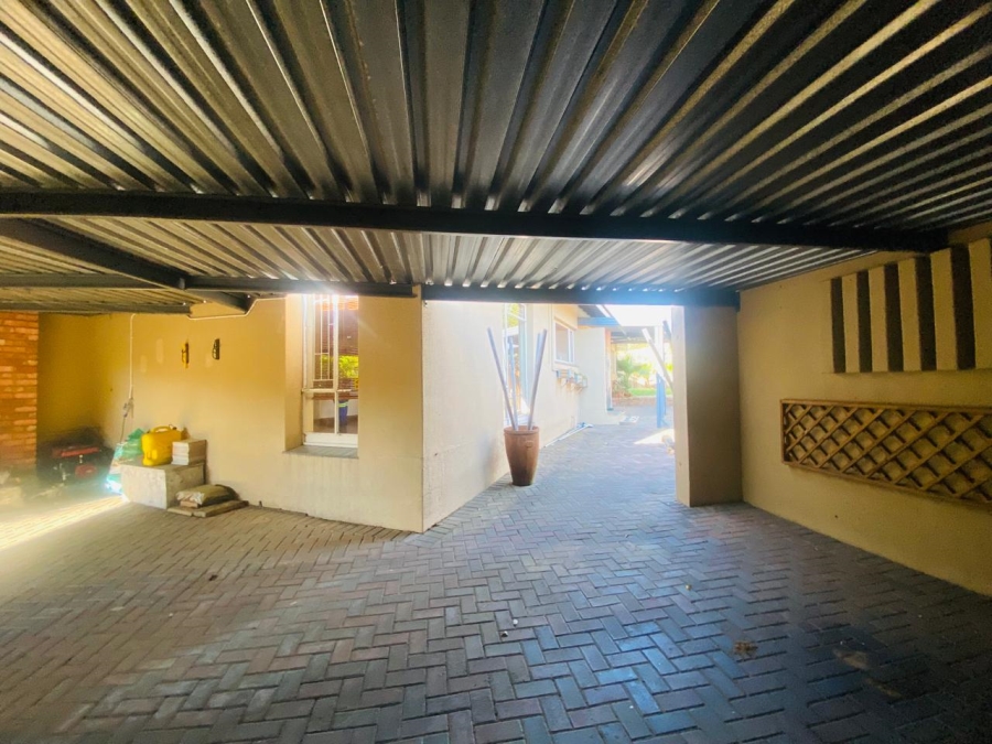 4 Bedroom Property for Sale in Sasolburg Ext 11 Free State